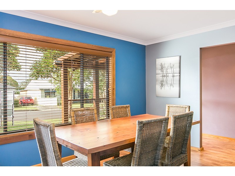 21 Moles Street, Albion Park NSW 2527