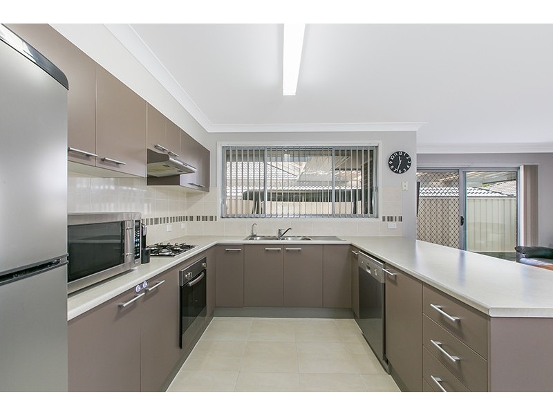 14 Lodden Circuit, Albion Park NSW 2527