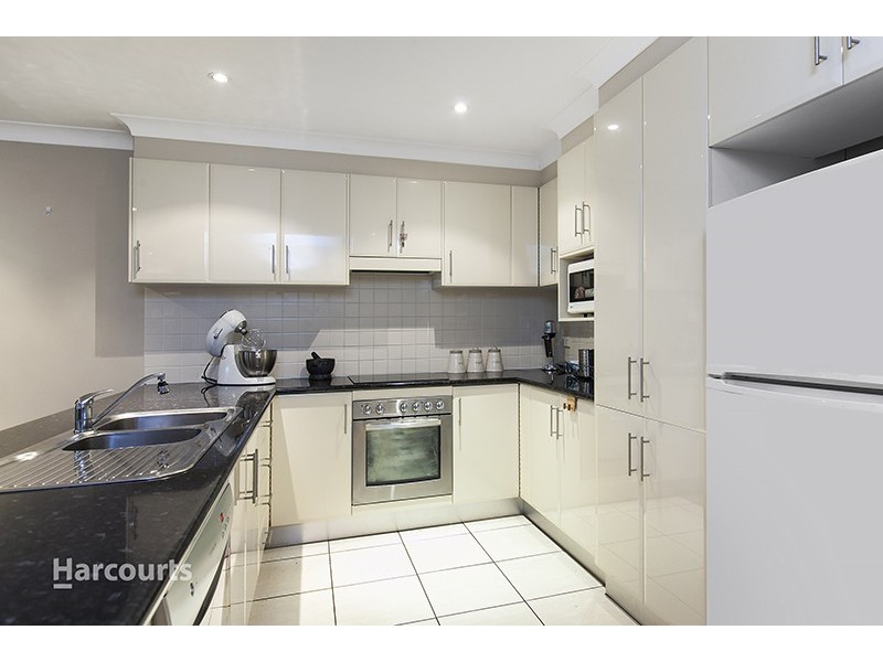 1/29 Campaspe Circuit, Albion Park NSW 2527