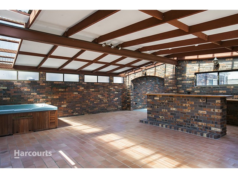 25 Oakland Avenue, Windang NSW 2528