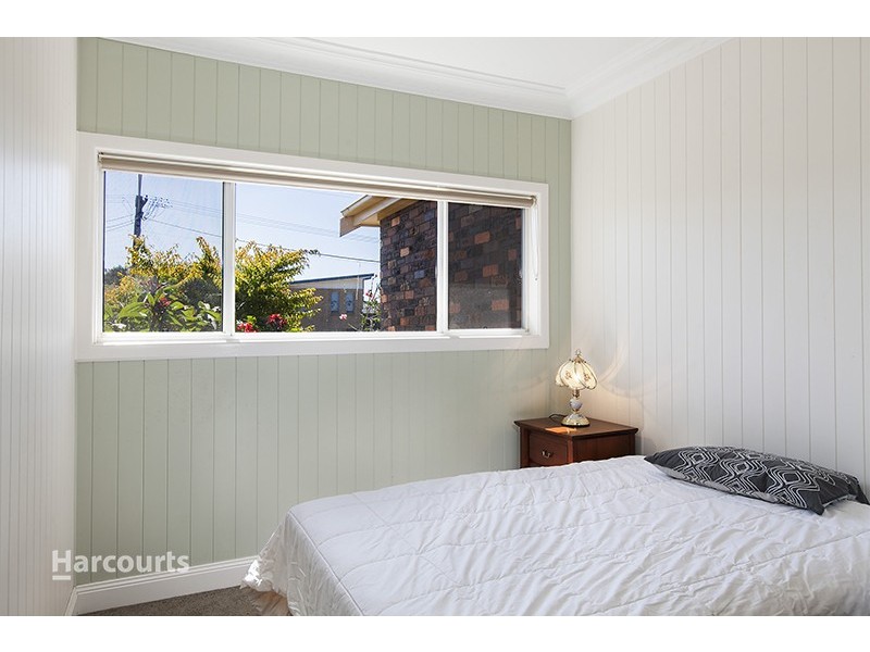 25 Oakland Avenue, Windang NSW 2528