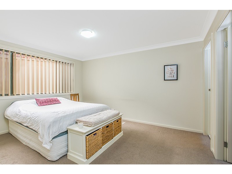 13A Chaplin Place, Albion Park NSW 2527