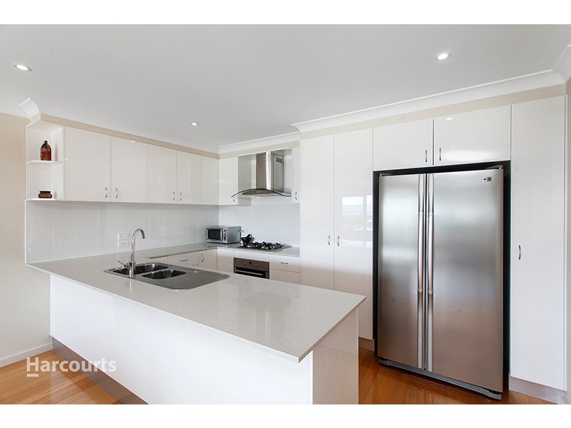 13 Chaplin Place, Albion Park NSW 2527
