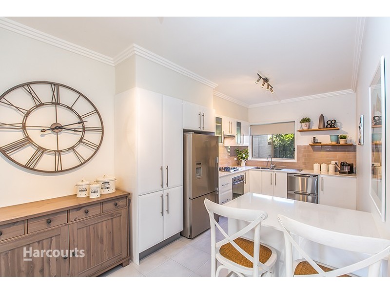 63 Mortlock Drive, Albion Park NSW 2527