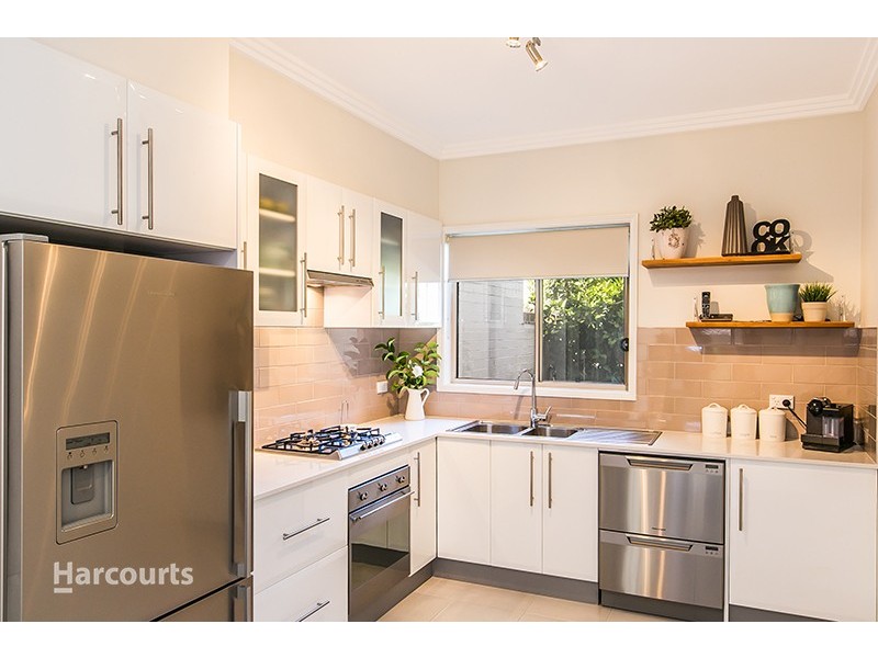 63 Mortlock Drive, Albion Park NSW 2527