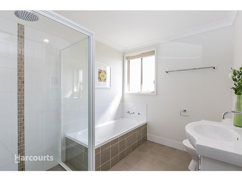 63 Mortlock Drive, Albion Park NSW 2527