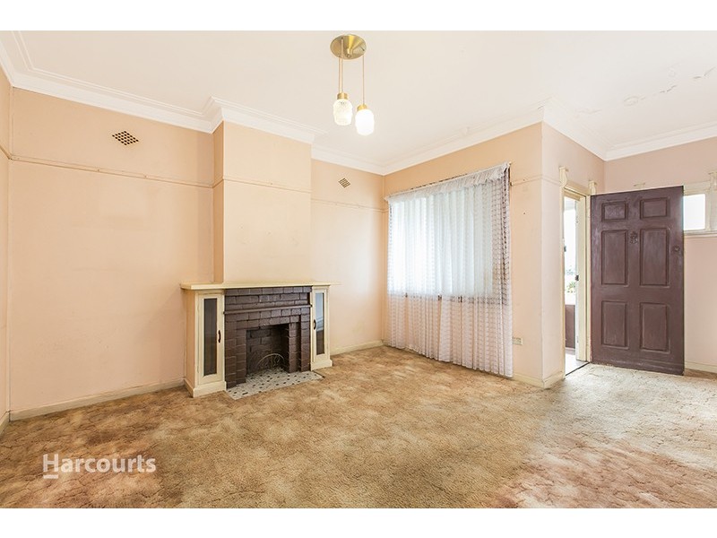 3 Korrongulla Crescent, Primbee NSW 2502