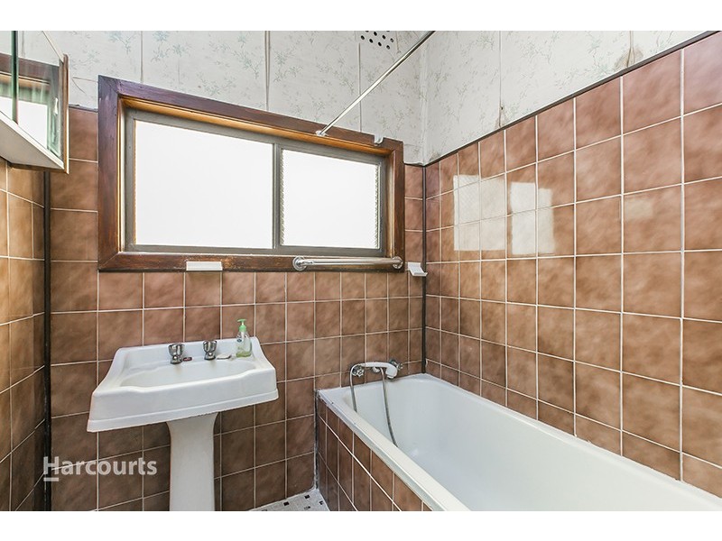 3 Korrongulla Crescent, Primbee NSW 2502