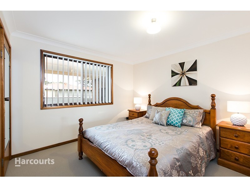 11 Jeffcoat Street, Albion Park NSW 2527