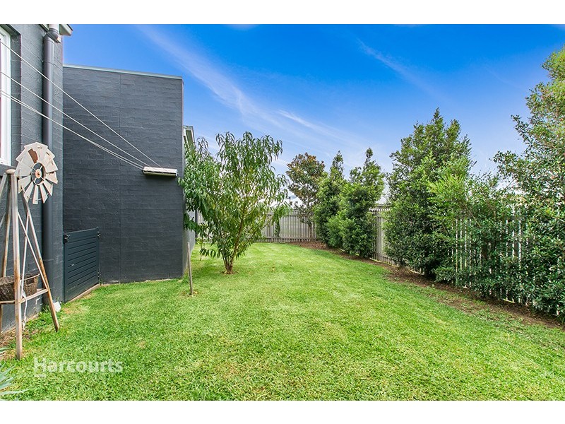 26 Broughton Avenue, Tullimbar NSW 2527