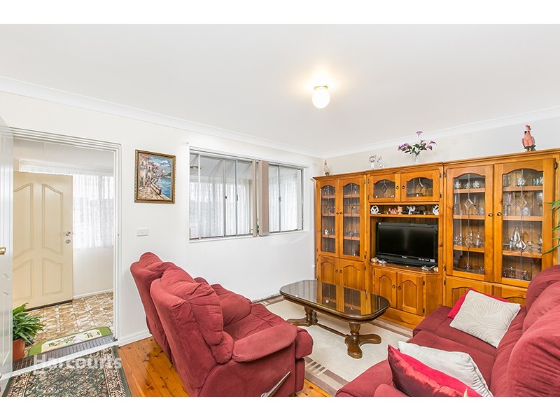 1/9 Katrina Street, Warrawong NSW 2502
