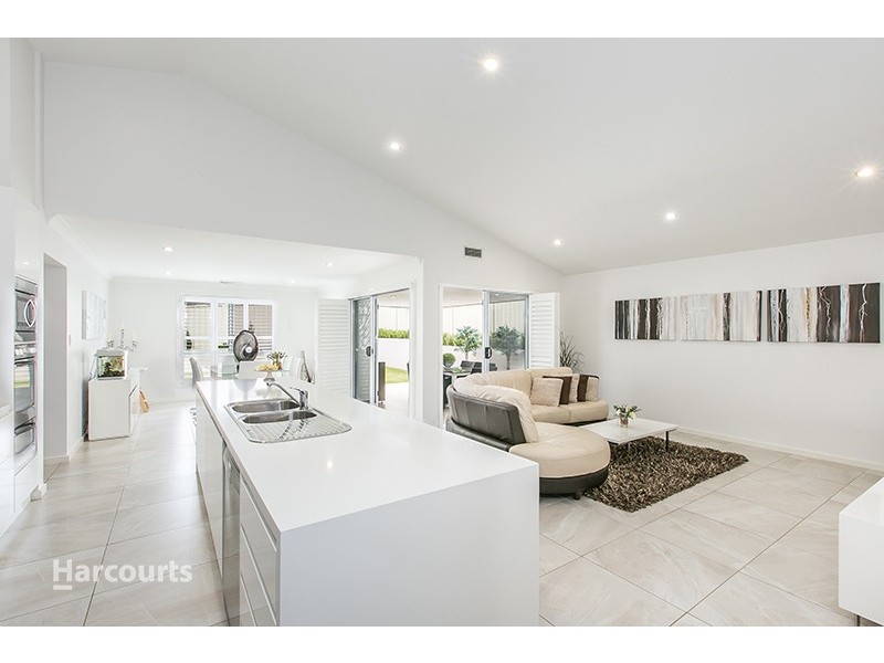 93 Esperance Drive, Albion Park NSW 2527