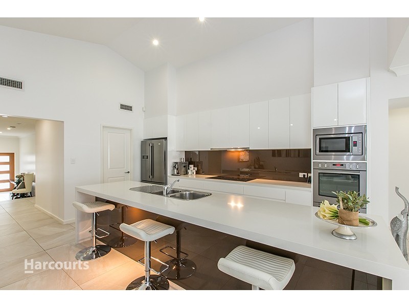 93 Esperance Drive, Albion Park NSW 2527