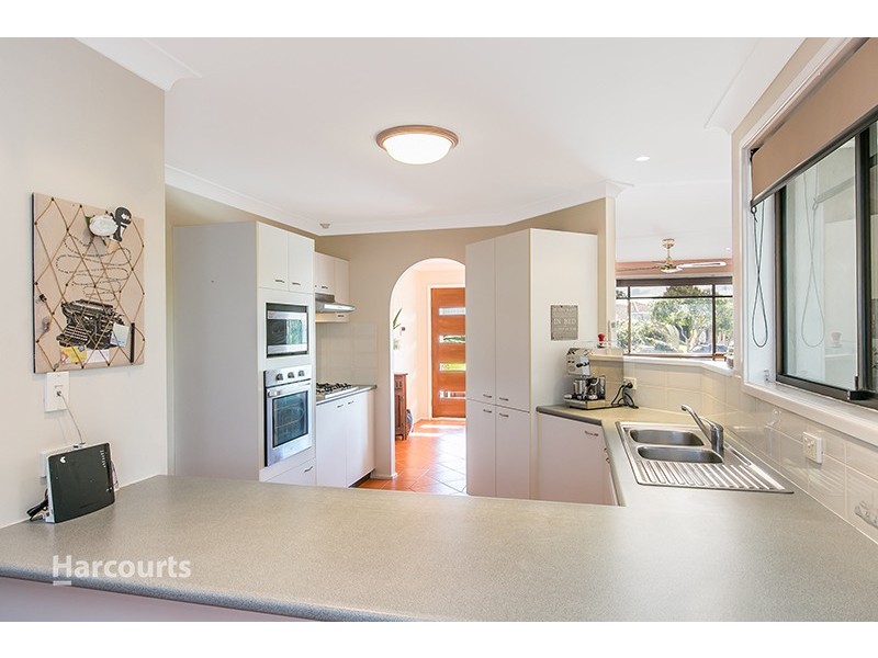 6 Federation Place, Albion Park NSW 2527