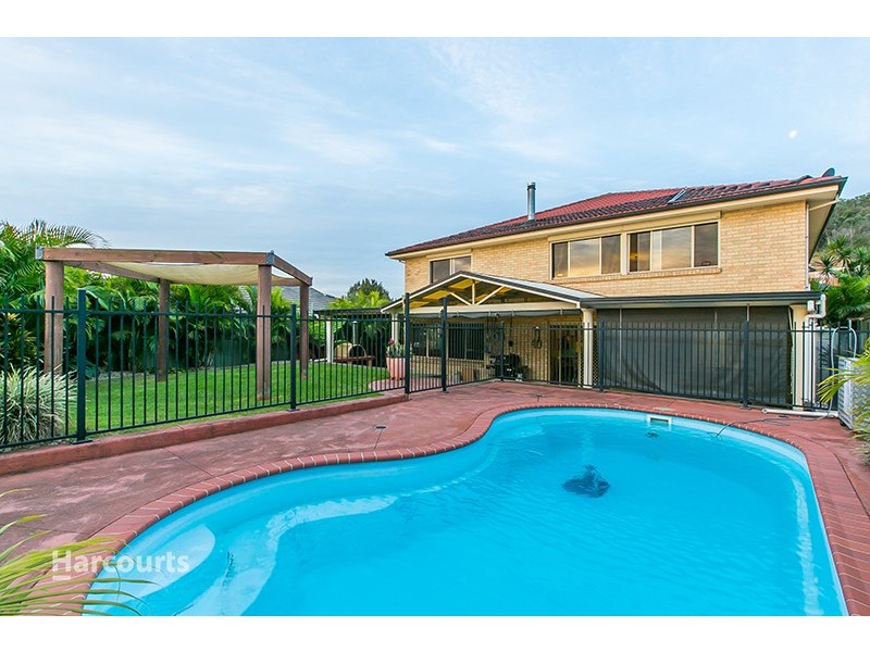 6 Danjera Drive, Albion Park NSW 2527