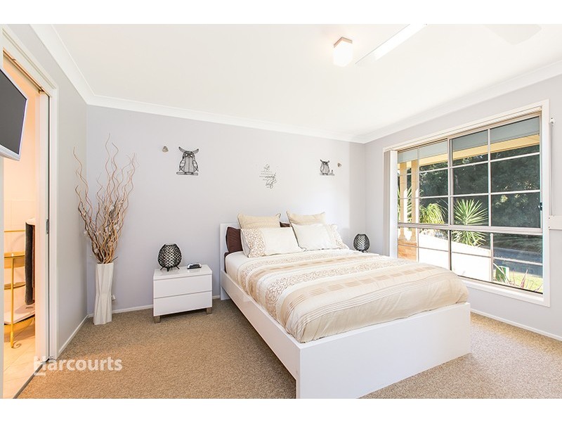 75 Esperance Drive, Albion Park NSW 2527