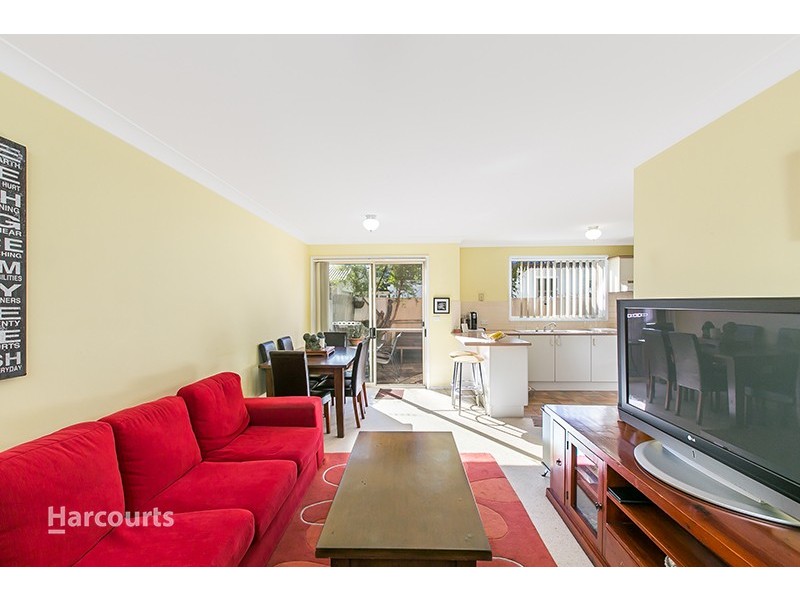 2/7 Osborne Street, Dapto NSW 2530