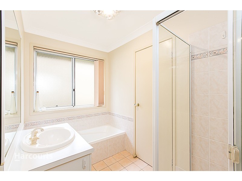 44 Downes Drive, Albion Park NSW 2527