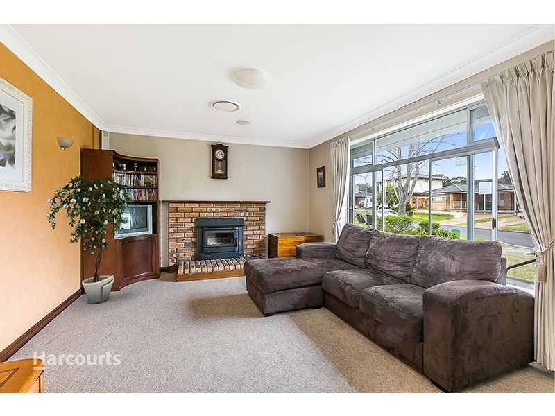 13 Coolibah Avenue, Albion Park Rail NSW 2527