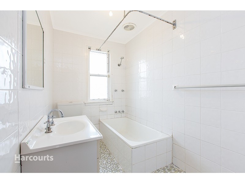 3 Cleary Street, Barrack Heights NSW 2528