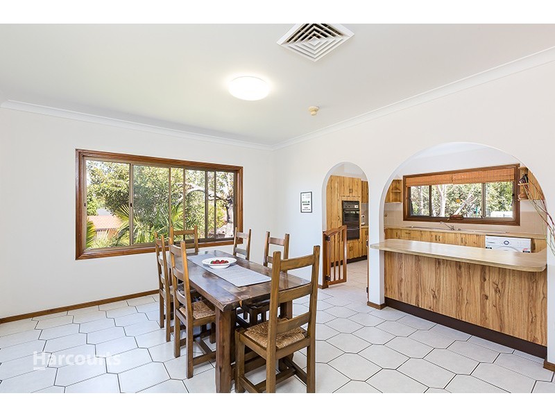 6 Ocean Beach Drive, Shellharbour NSW 2529