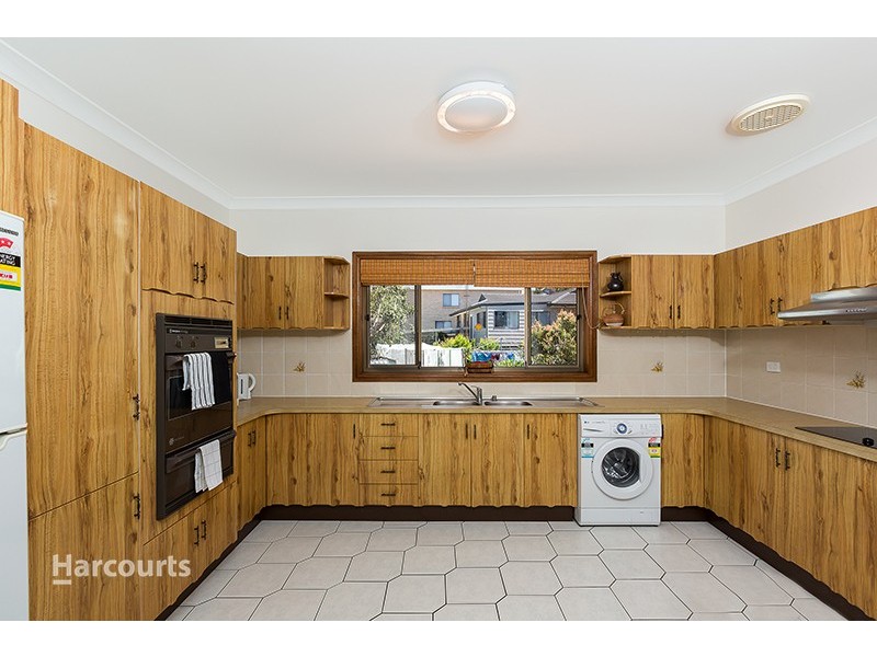 6 Ocean Beach Drive, Shellharbour NSW 2529