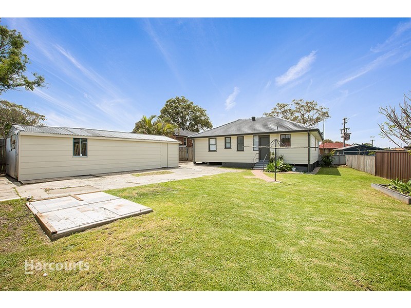 46 Fleetwood Crescent, Warilla NSW 2528