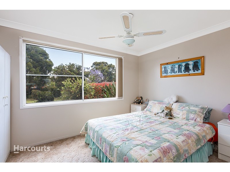 8 Silvertop Place, Albion Park Rail NSW 2527