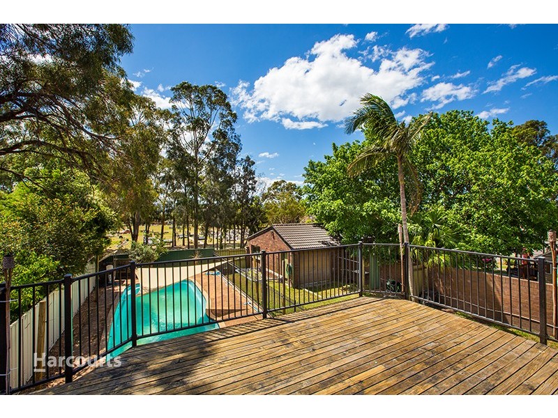 40 Oak Street, Albion Park Rail NSW 2527