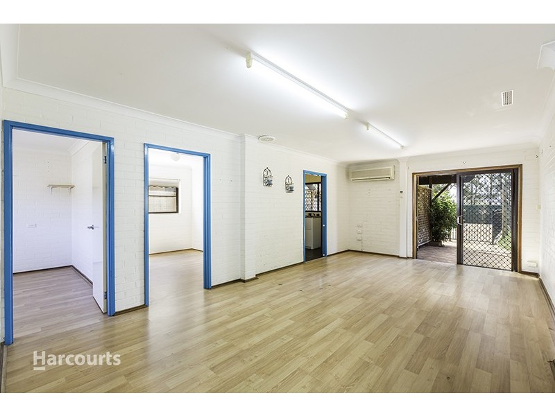 40 Oak Street, Albion Park Rail NSW 2527