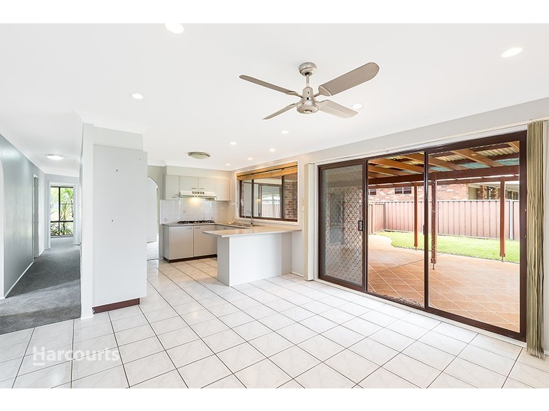 6 Churnwood Place, Albion Park Rail NSW 2527