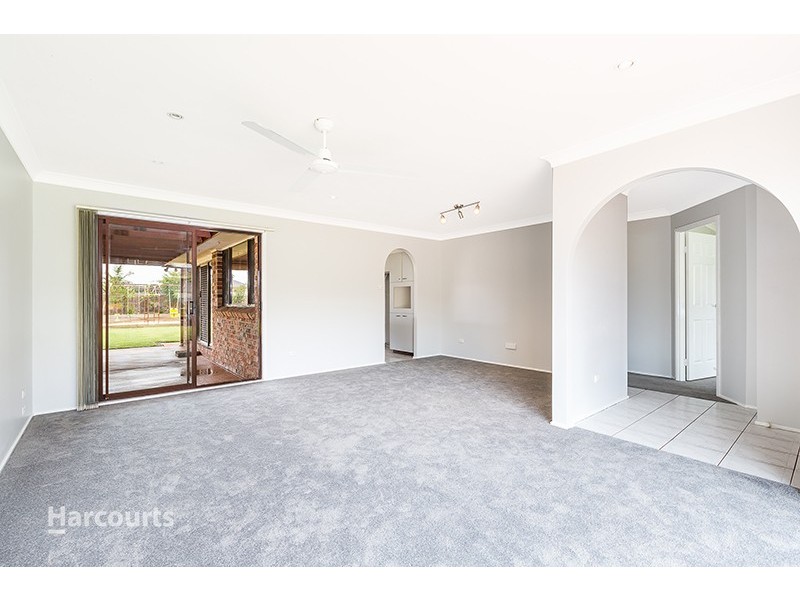 6 Churnwood Place, Albion Park Rail NSW 2527