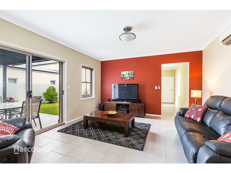 19 Broughton Avenue, Tullimbar NSW 2527