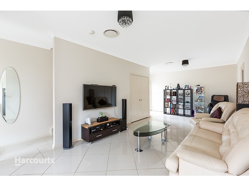 6 Narran Way, Flinders NSW 2529