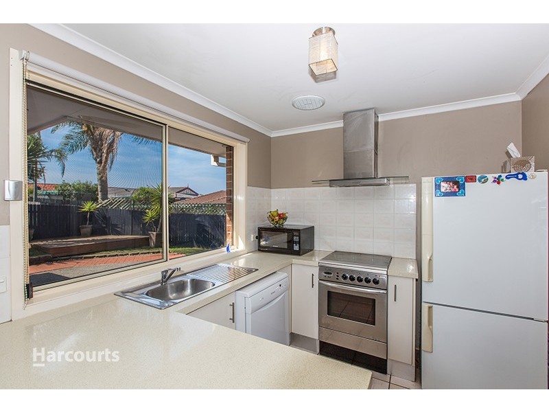18 Hazelton Street, Albion Park NSW 2527