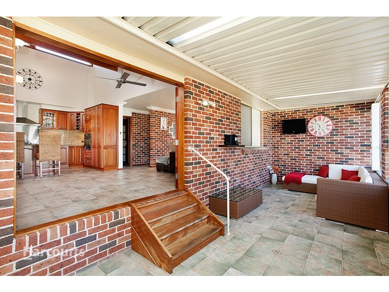 5 Sawtell Street, Albion Park NSW 2527