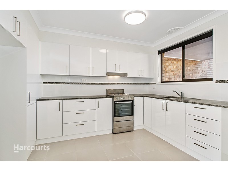 2/9 Windle Street, Lake Illawarra NSW 2528