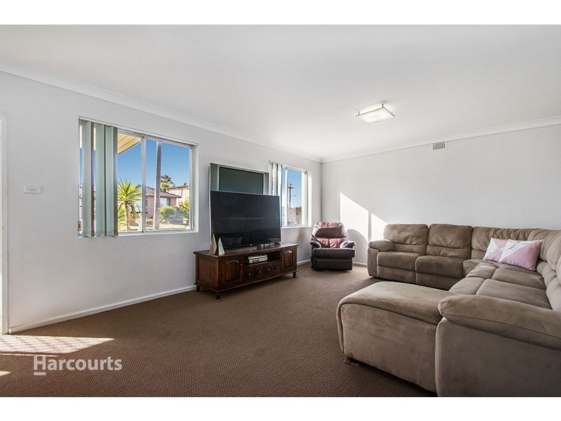 13 Cassia Street, Barrack Heights NSW 2528