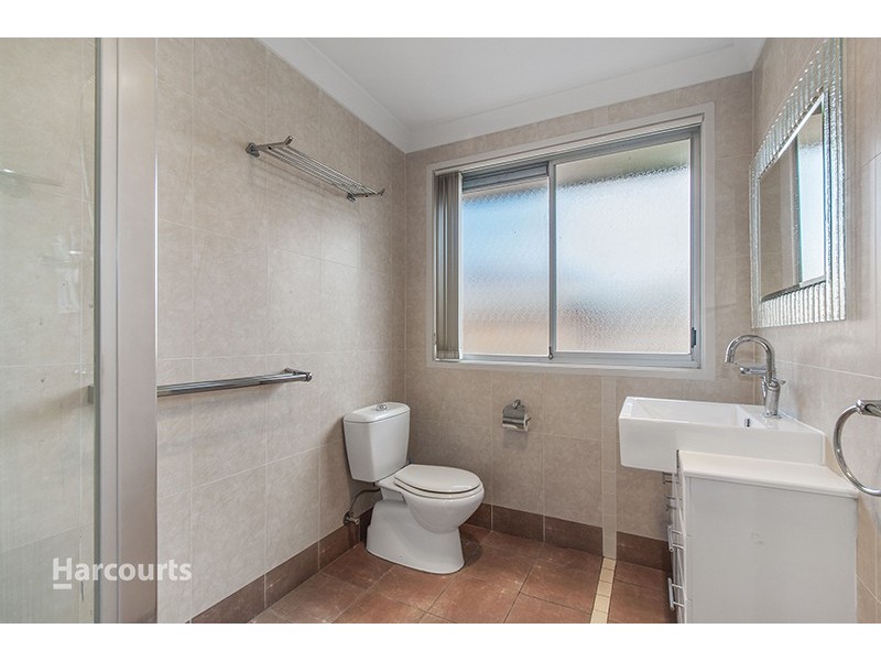 1/1 Stapleton Avenue, Albion Park NSW 2527