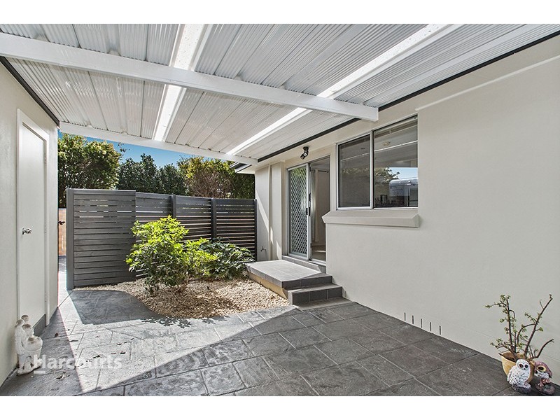 1/1 Stapleton Avenue, Albion Park NSW 2527