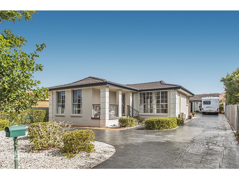 1/1 Stapleton Avenue, Albion Park NSW 2527