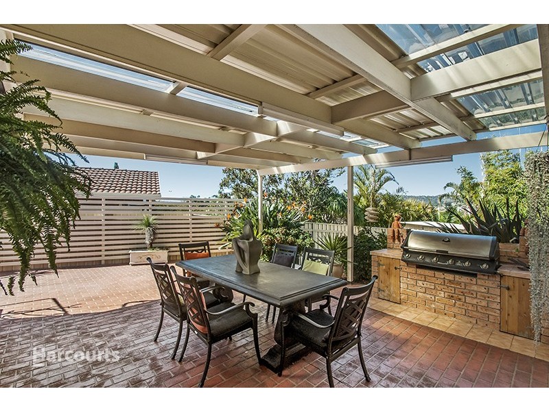 6 Avoca Place, Albion Park NSW 2527