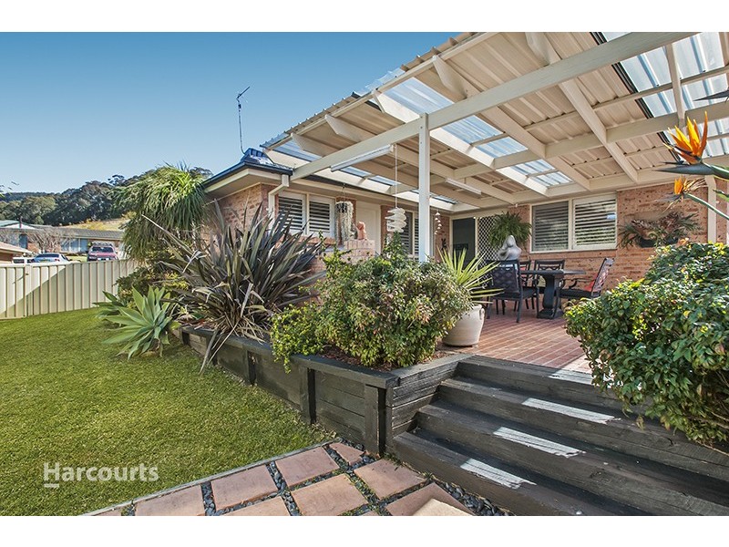 6 Avoca Place, Albion Park NSW 2527