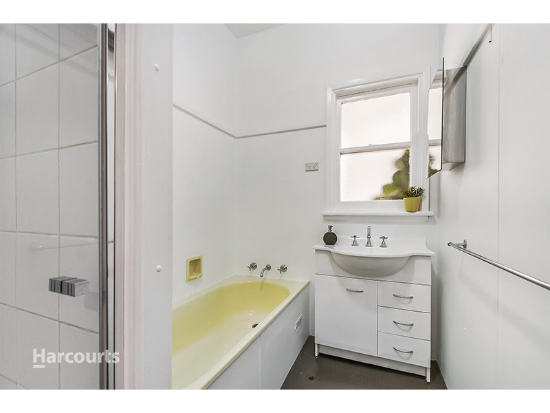 21 Wiley Street, Albion Park NSW 2527