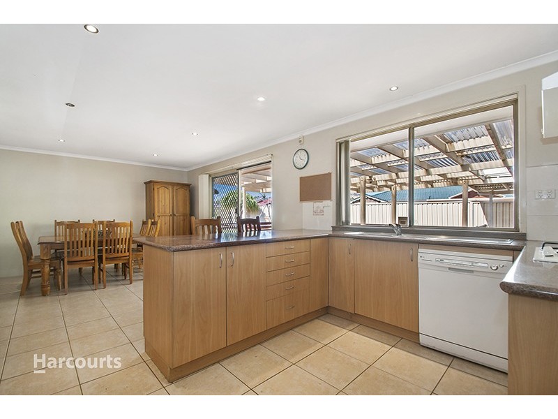 41 Jarrah Way, Albion Park Rail NSW 2527
