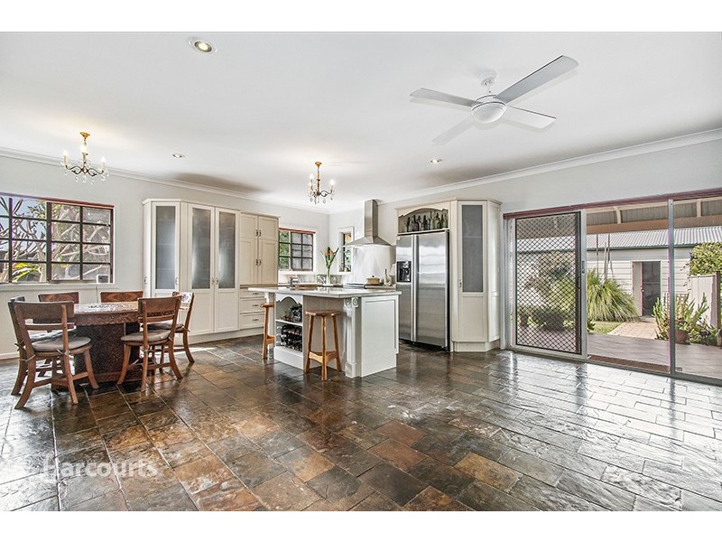 39 Ocean Street, Windang NSW 2528