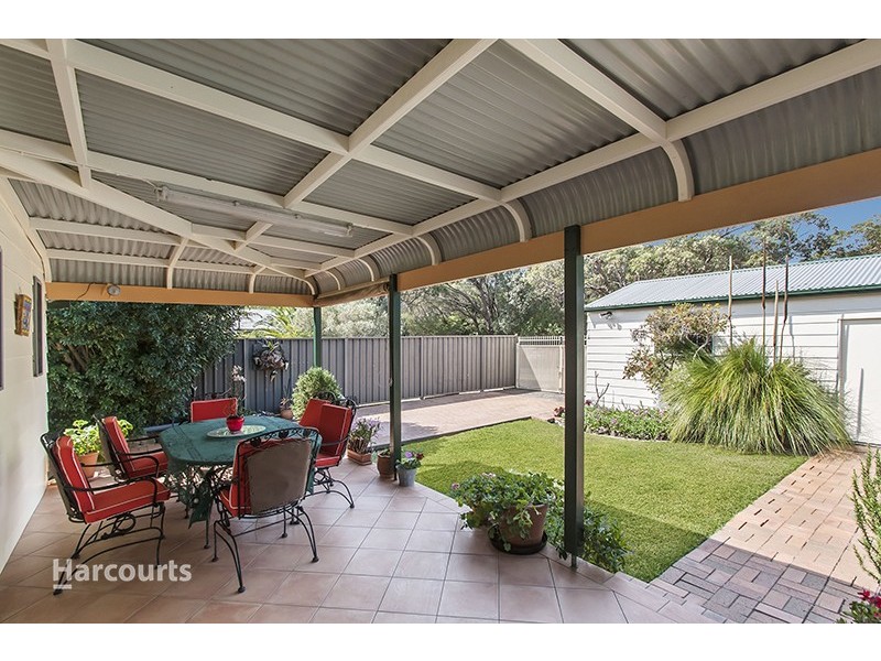 39 Ocean Street, Windang NSW 2528