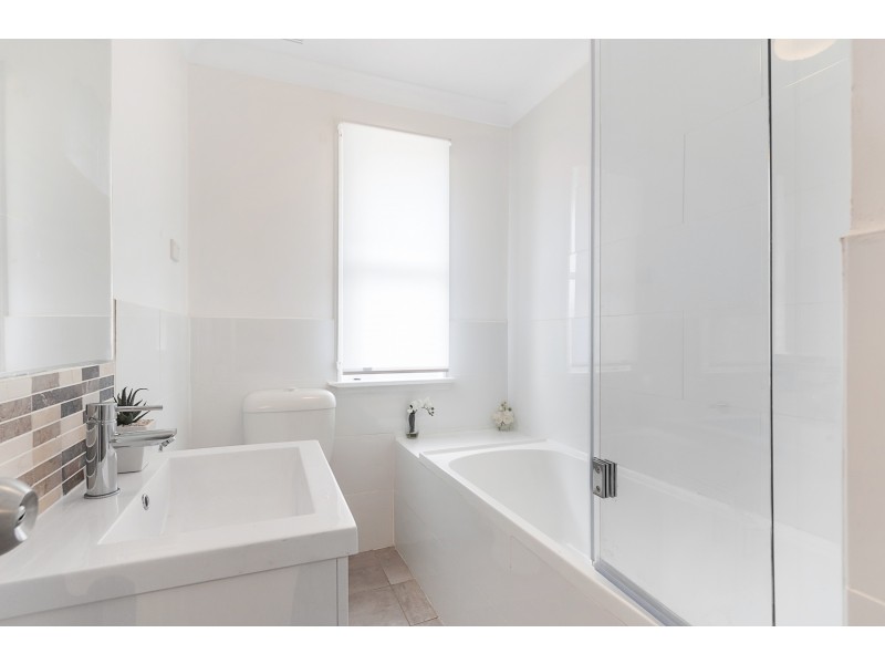 92 Lake Entrance Road, Mount Warrigal NSW 2528