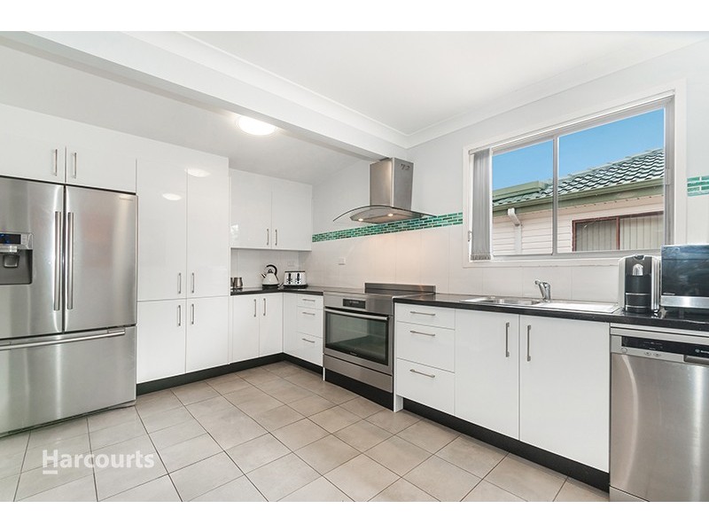 35 Taylor Road, Albion Park NSW 2527