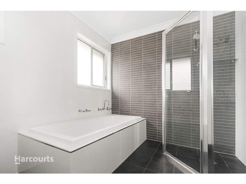 11 Church Street, Albion Park NSW 2527